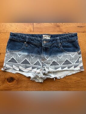 Roxy Suntoucher Ombré Tribal Denim Jean Shorts Size 7/28